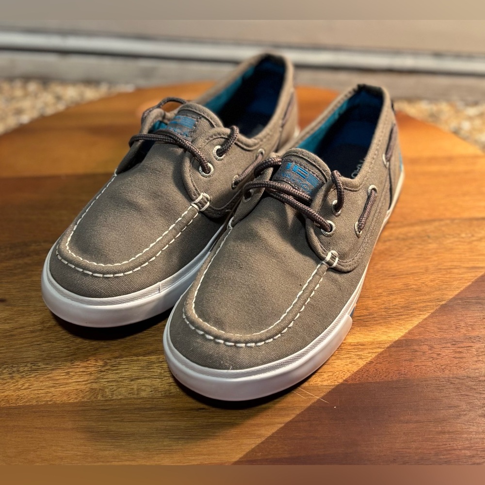 Nautica Boys Gray White Boat Shoe